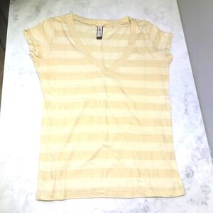 Striped V-neck Tee / V-neck T-shirt